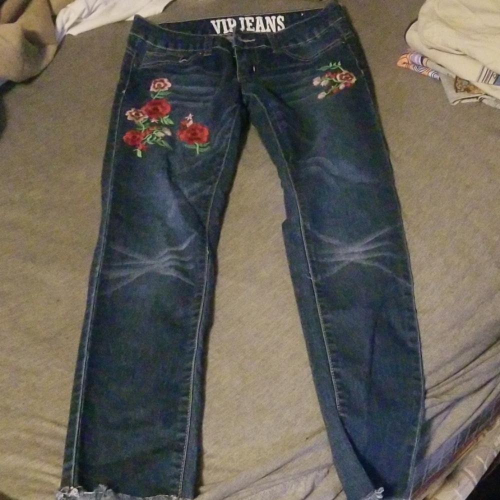 Embroidery jeans